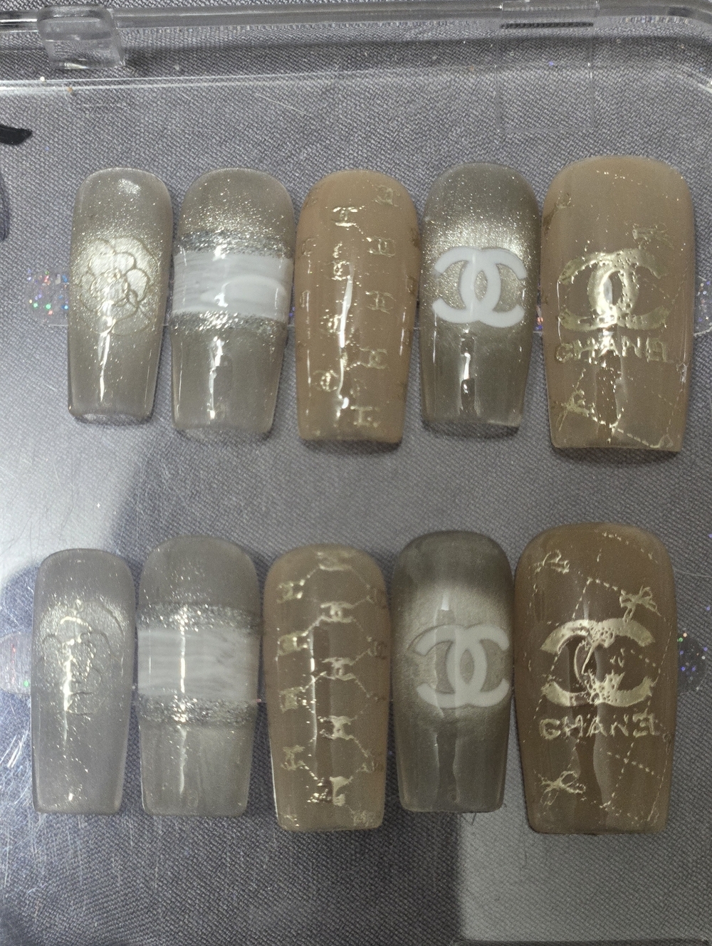 Luxery Logo Inspired Neutral Taupe & Gray Logo Press-On Nail Set